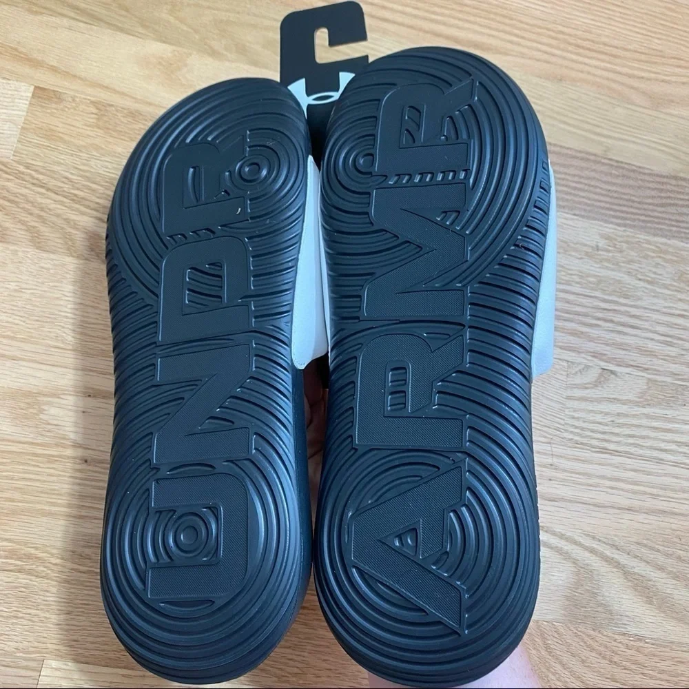 Under Armour Slides Sandals NWT Sz 13 White Multi Color